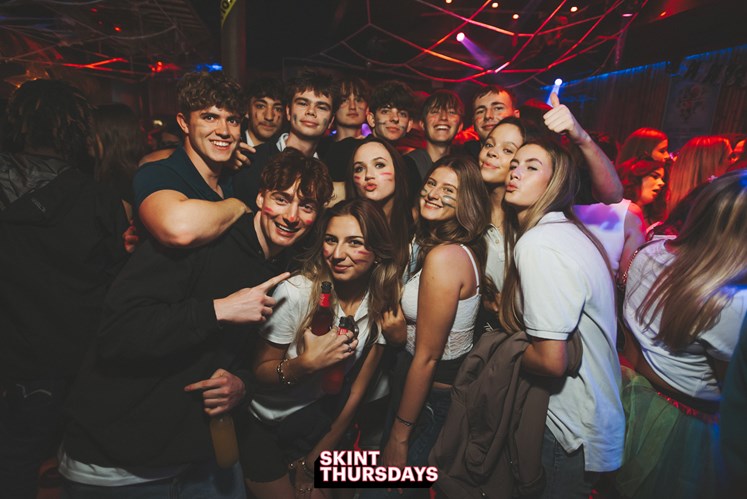 skint (12 of 119).jpg