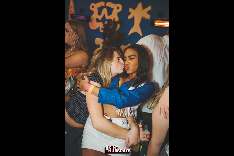 skint (20 of 120).jpg