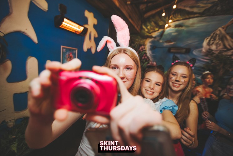 skint (99 of 120).jpg